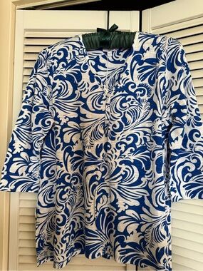 Chico's White Tunic with Intense Azure Scroll Print
